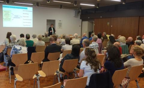 2014 májusi előadónk, Dr. Molnár Ildikó tart előadást "A pajzsmirigy hormonhiány sokarcúságáról"