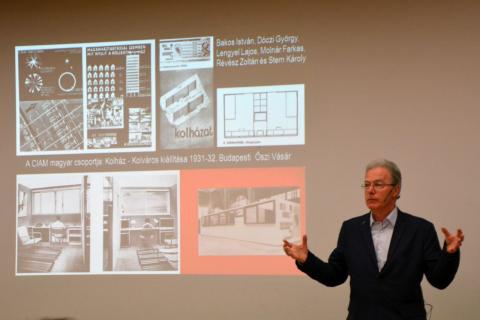 Prof. Ferkai András előadást tart a Bauhaus magyar képviselőiről